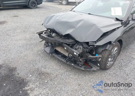 2024 Hyundai Elantra Sel from USA, damaged, VIN KMHLM4DG9RU752779